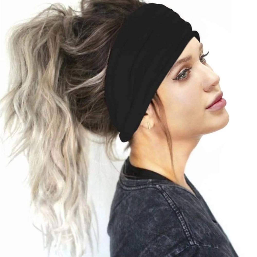 🔵 80% off 🔵 Black Headband Face Mask